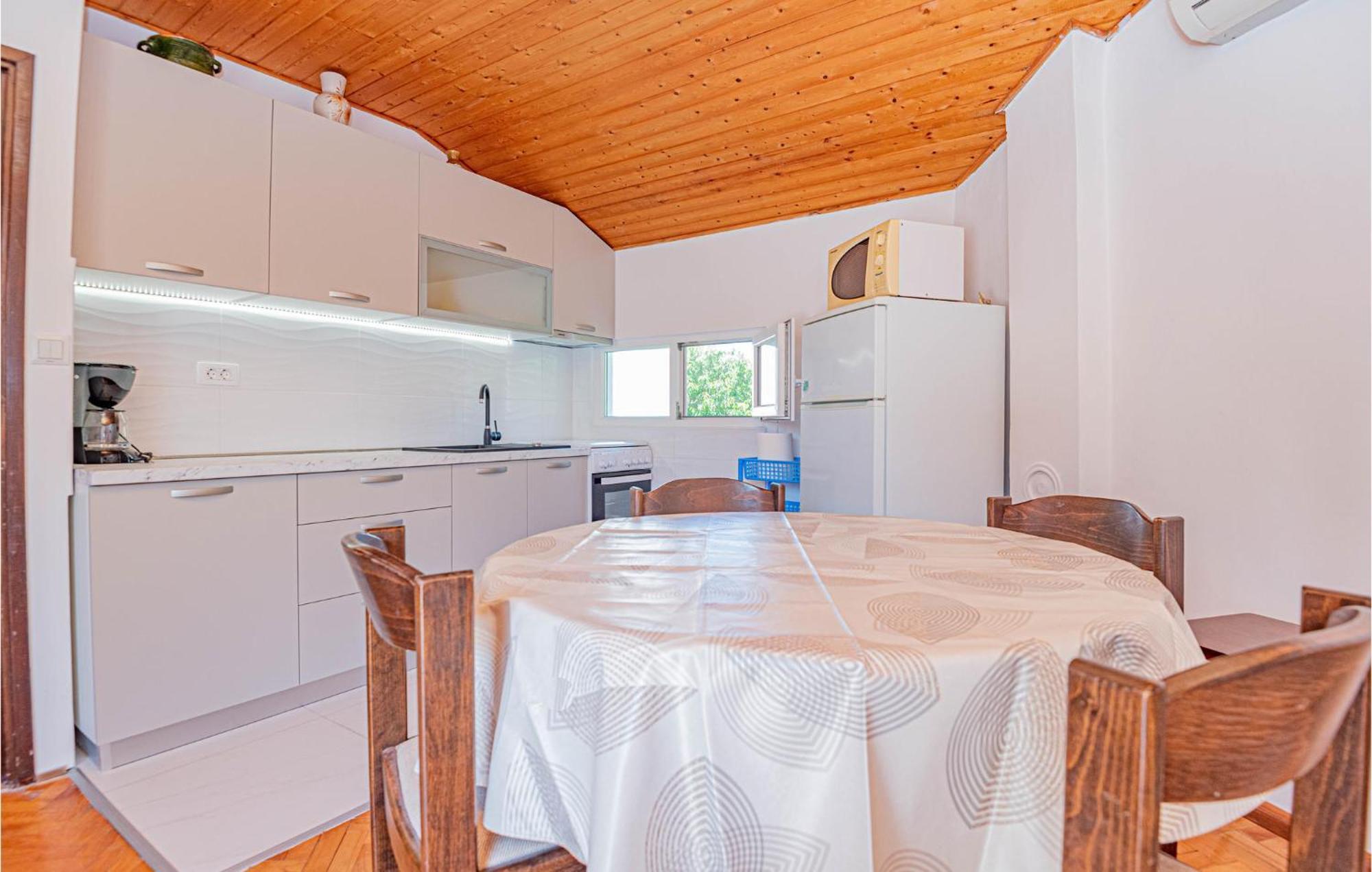 Pet Friendly Apartment In Jadrija With Wifi Kültér fotó